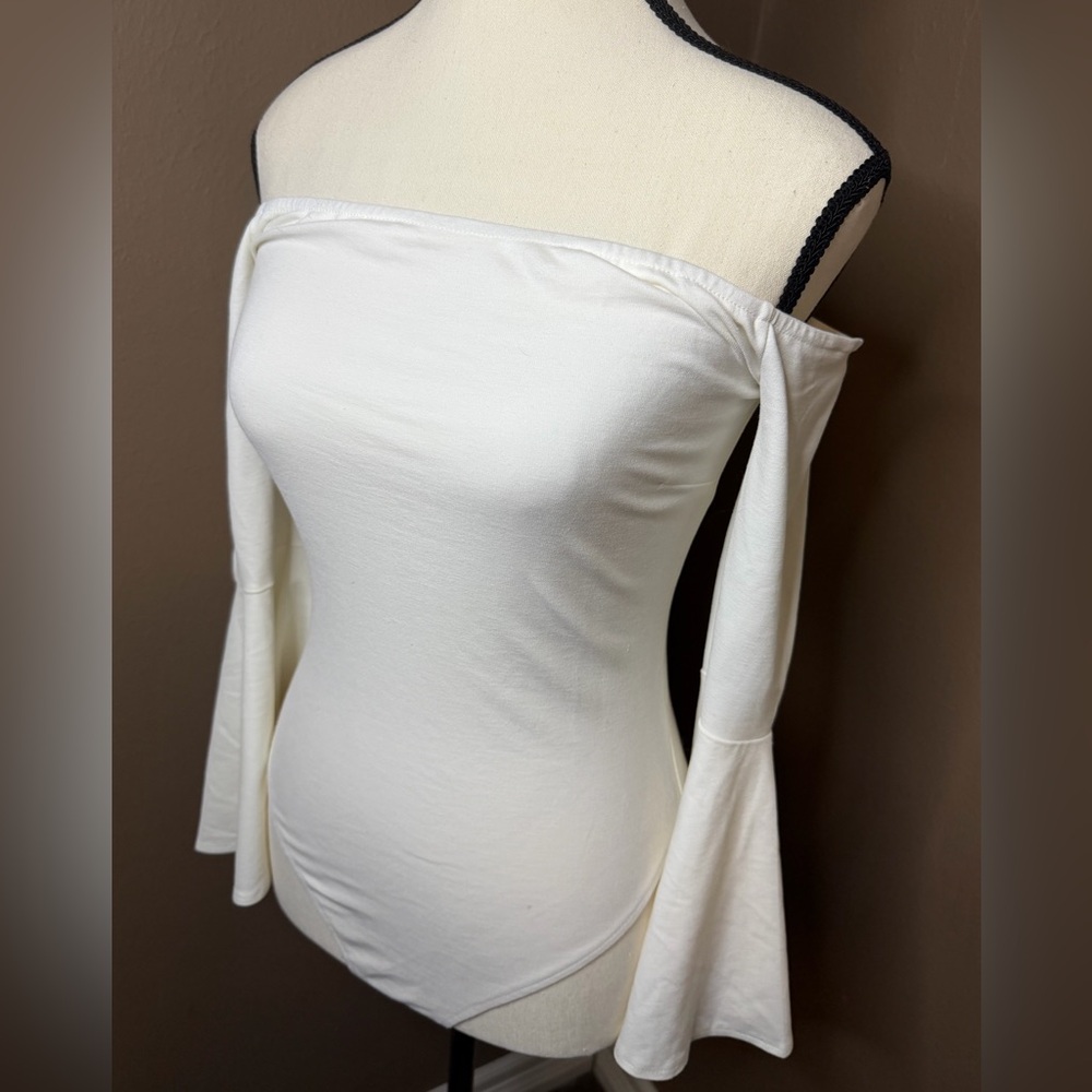 Lulus Good One White Off-the-Shoulder Bodysuit Size M - Picture 6 of 12